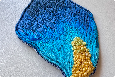 Blue petal